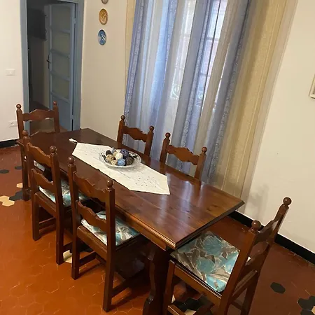 La Ciassa 00942-lt-0372 アパート *